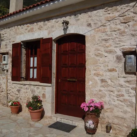 Arhontiko Kordopati Traditional 4*