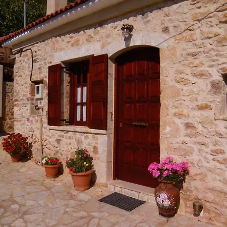Arhontiko Kordopati Traditional 4*