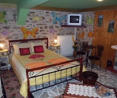 Arhontiko Kordopati Traditional 4*